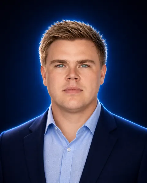 Russel Le Grange, Account Specialist